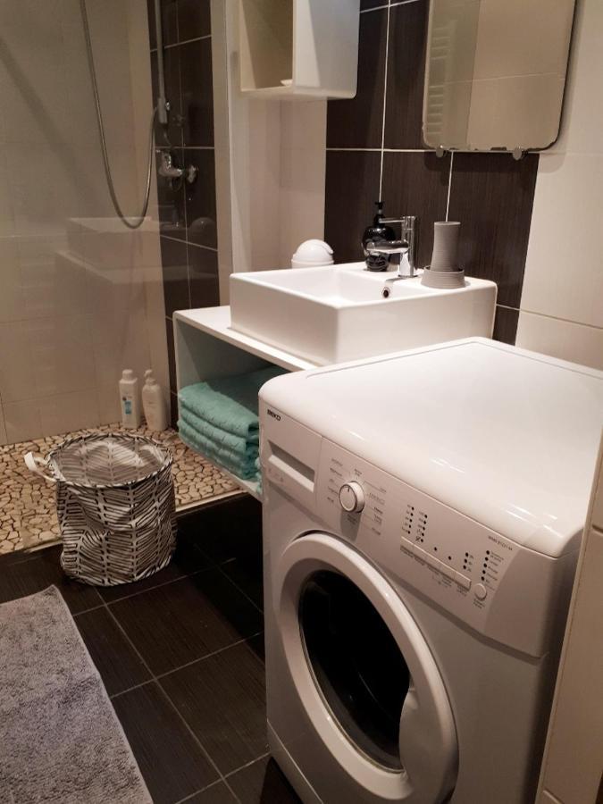 F3 Quartier Valrose , Proche De La Liberation !! Apartment