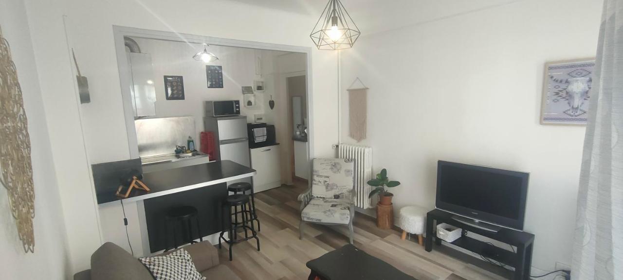 F3 Quartier Valrose , Proche De La Liberation !! Apartment